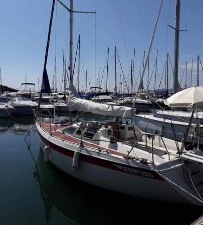 Hotel Bateau A Quai St Raphael, 4 Couchages , Voilier Etap 28I Saint-Raphaël Exterior foto